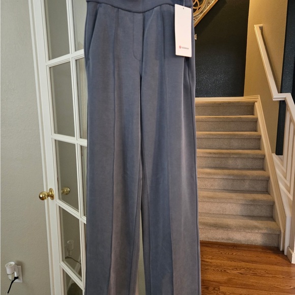Lululemon Athletica Blue Wide Leg Pants - Picture 1 of 4